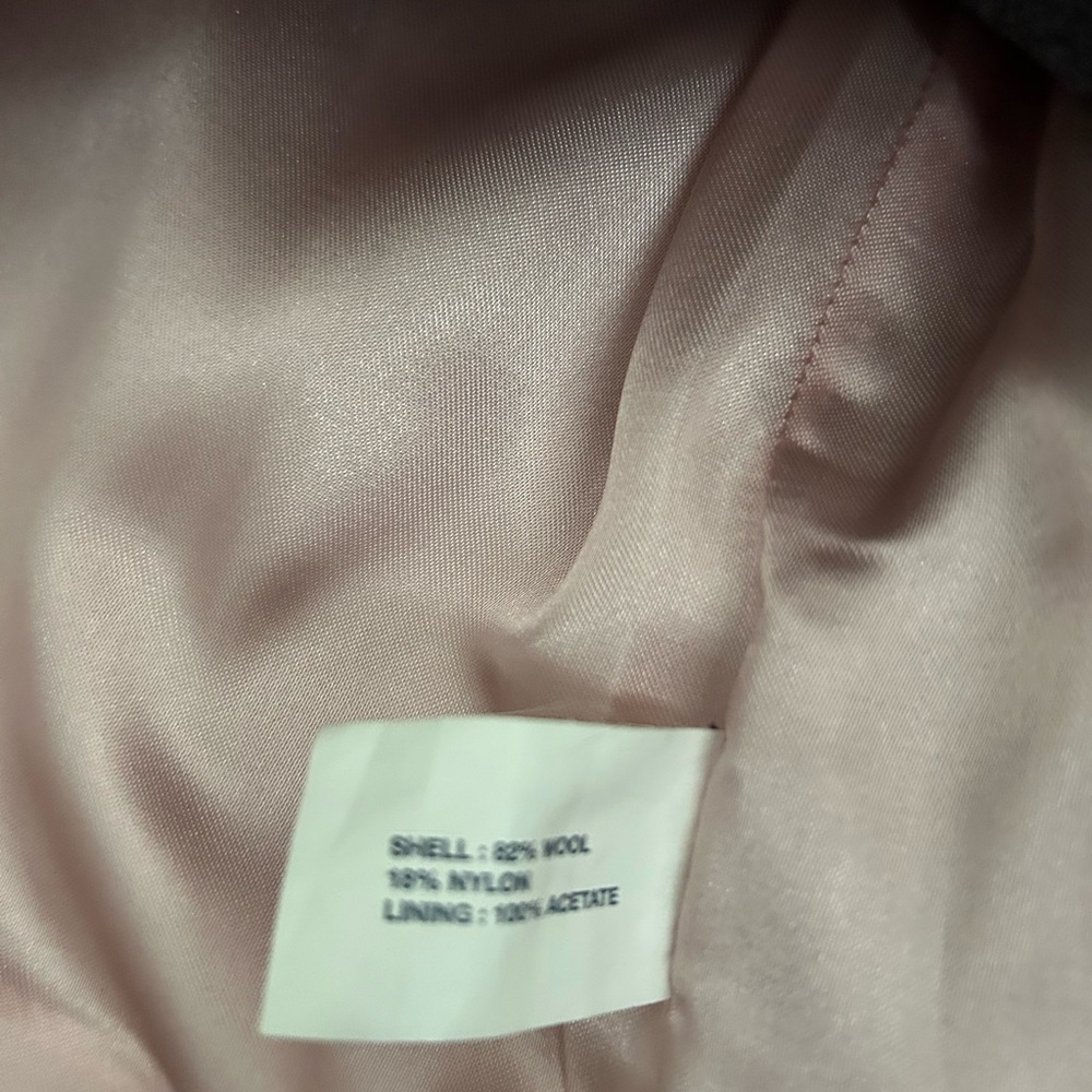 Gap Jacket - Picture 4 of 4
